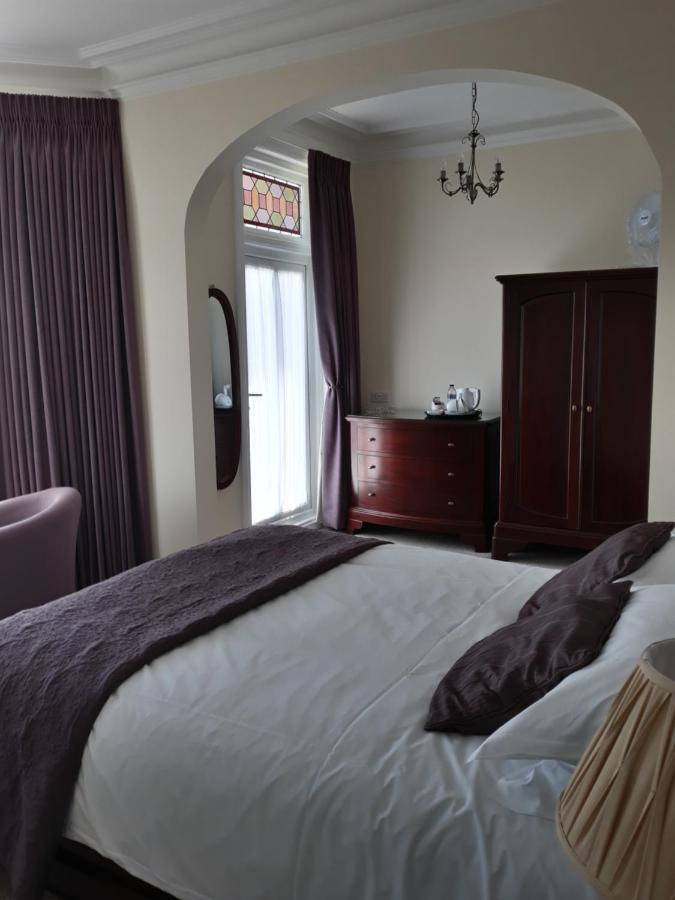 Breakers Bed And Breakfast Torneo de Torneo de Eastbourne Exterior foto