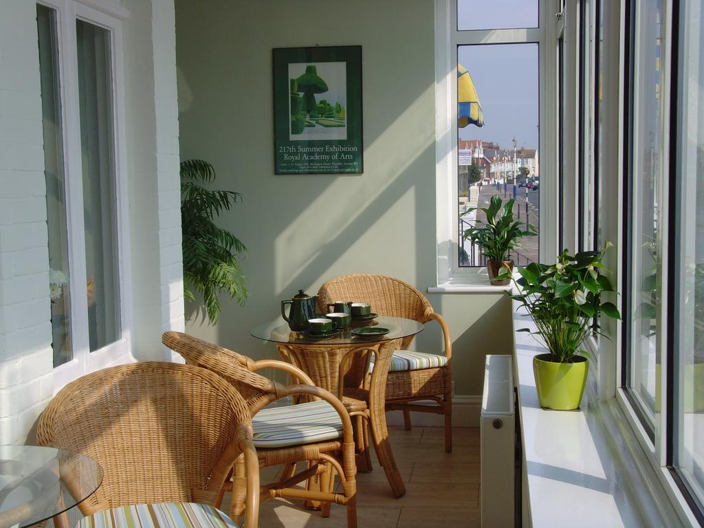 Breakers Bed And Breakfast Torneo de Torneo de Eastbourne Exterior foto
